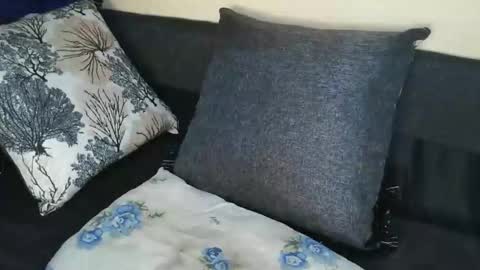 candybrown001 online show from 10.13.25