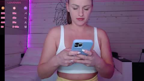 Snapshot of candybunie chatting on 02.09.26 CandyBunie online show from 02.09.26