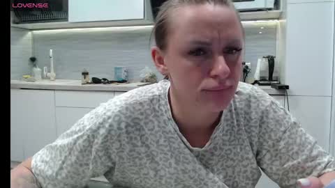 Snapshot of candybunie chatting on 03.01.26 CandyBunie online show from 03.01.26