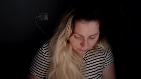 Laura online show from 02.05.26