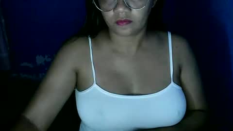 Snapshot of candyflowerlub chatting on 01.06.25 candyflowerlub online show from 01.06.25