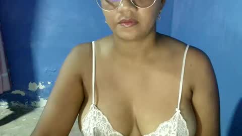 Snapshot of candyflowerlub chatting on 01.18.25 candyflowerlub online show from 01.18.25