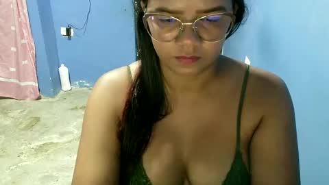 Snapshot of candyflowerlub chatting on 03.07.25 candyflowerlub online show from 03.07.25