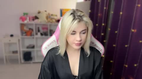 You can call me HH online show from 11.13.25