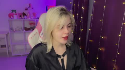 You can call me HH online show from 12.02.25