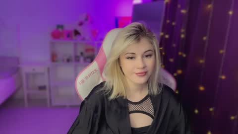 You can call me HH online show from 12.22.25