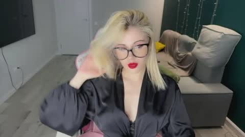 You can call me HH online show from 04.05.26