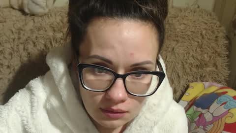 say meow and send tip  online show from 02.15.25