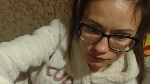 say meow and send tip  online show from 02.24.25