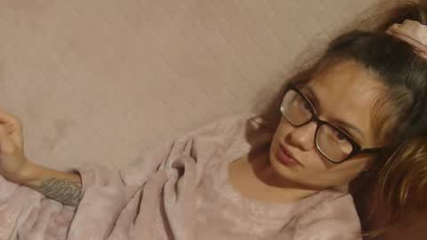 say meow and send tip  online show from 11.10.25