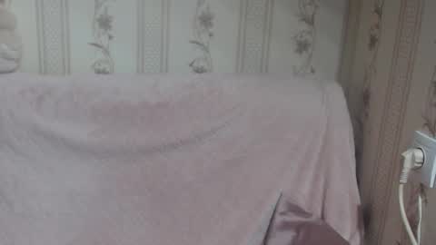 Snapshot of candylady136 chatting on 02.03.26 say meow and send tip online show from 02.03.26