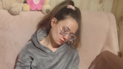 Snapshot of candylady136 chatting on 03.19.26 say meow and send tip online show from 03.19.26