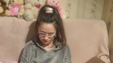 Snapshot of candylady136 chatting on 03.24.26 say meow and send tip online show from 03.24.26