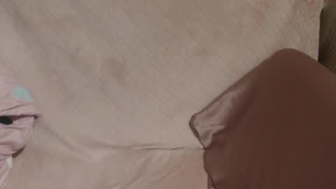 Snapshot of candylady136 chatting on 04.08.26 say meow and send tip online show from 04.08.26