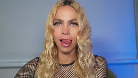 FANSLY  -    online show from 02.04.25