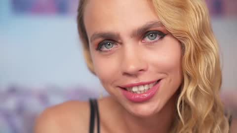 FANSLY  -    online show from 02.10.25