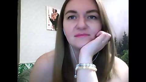 Daisy online show from 03.05.25