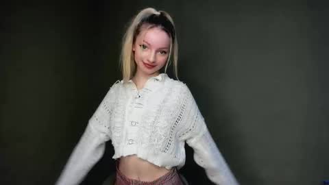 Snapshot of candyvice chatting on 02.03.26 Kate online show from 02.03.26