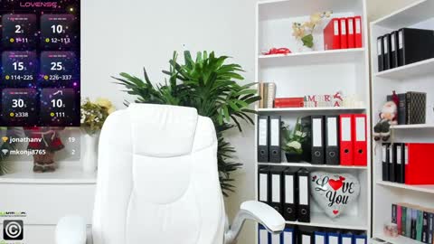 Candy  My pleasure its in  your hands online show from 01.10.25