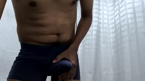 Snapshot of cangux chatting on 10.26.25 Hot boy online show from 10.26.25