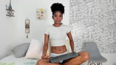 Canhela online show from 10.26.25