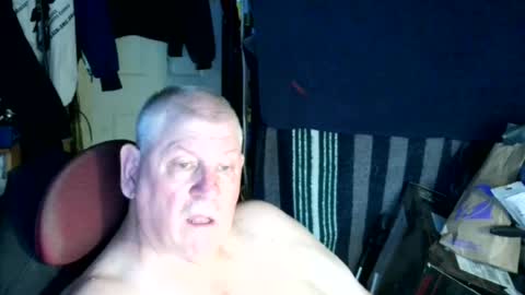 Snapshot of canoelicker69 chatting on 08.01.26 canoelicker69 online show from 08.01.26