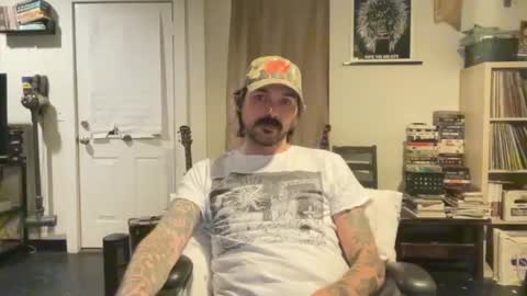 Snapshot of cantleavethehouse chatting on 02.27.25 cantleavethehouse online show from 02.27.25