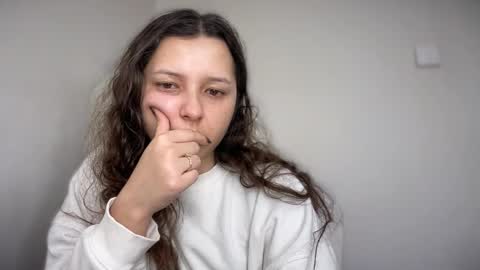 Emma online show from 02.04.26