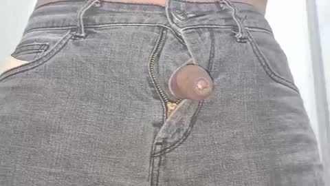 Snapshot of captain_juicyprecum chatting on 01.23.25 captian juicyprecum online show from 01.23.25