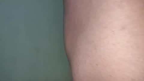 Snapshot of captain_juicyprecum chatting on 09.23.25 captian juicyprecum online show from 09.23.25