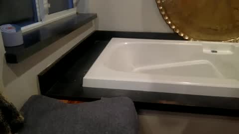 Snapshot of captiandrain chatting on 02.19.25 Jay online show from 02.19.25