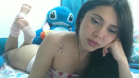 Snapshot of caramel_doll_ chatting on 04.01.26 ing online show from 04.01.26