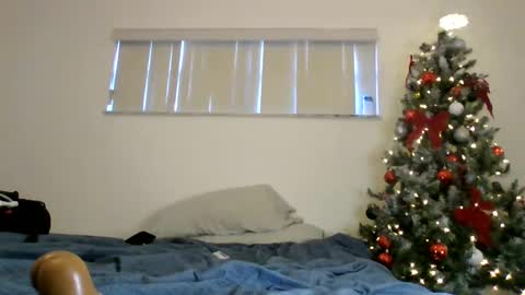 caramelmami26 online show from 12.20.24