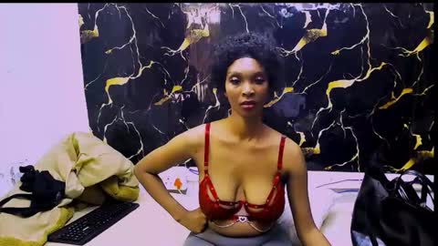 caramelminxx_ online show from 06.10.26