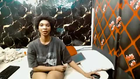 caramelminxx_ online show from 07.12.26