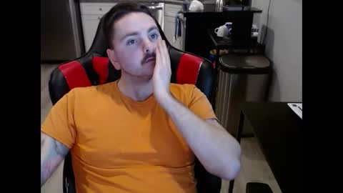 Snapshot of cardi_beans chatting on 01.27.25 cardi_beans online show from 01.27.25