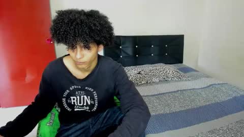 Carlos and Cristian  online show from 09.16.25