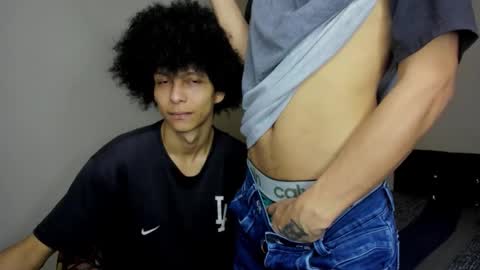 Carlos and Cristian  online show from 11.11.25