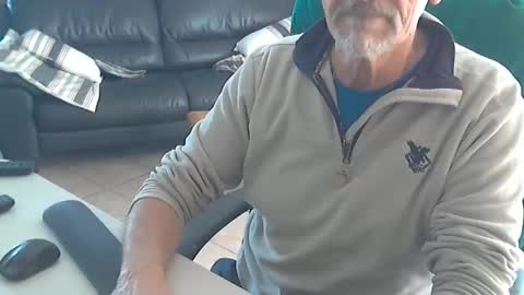 Snapshot of cargo69 chatting on 01.11.25 cargo69 online show from 01.11.25