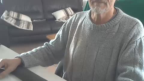 Snapshot of cargo69 chatting on 01.12.25 cargo69 online show from 01.12.25