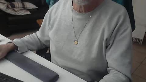 Snapshot of cargo69 chatting on 03.02.25 cargo69 online show from 03.02.25