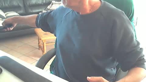 Snapshot of cargo69 chatting on 04.18.26 cargo69 online show from 04.18.26
