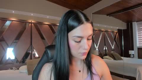Carina online show from 10.10.25