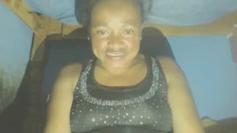 carinesexy69 online show from 01.18.26