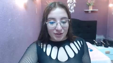carla_999 online show from 11.12.25