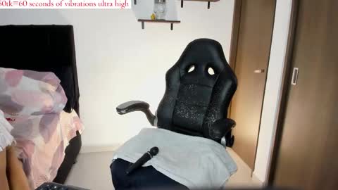 Carla online show from 11.09.25