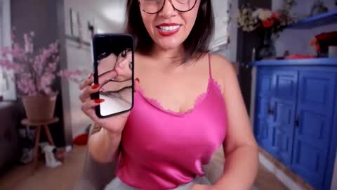 Snapshot of carlaconnortv chatting on 09.14.25 Carla Connor online show from 09.14.25