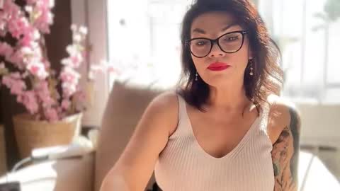 Snapshot of carlaconnortv chatting on 10.06.25 Carla Connor online show from 10.06.25