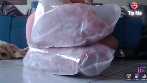 carlajames_1 online show from 03.03.25