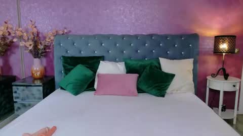 carlareys online show from 07.08.26